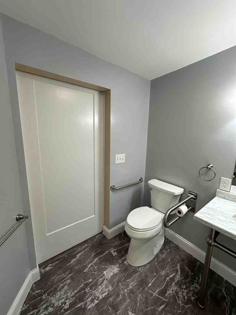 Choosing the Right Bathroom Remodeling Contractor: What You Need to Know Choosing the Right Bathroom Remodeling Contractor: What You Need to Know