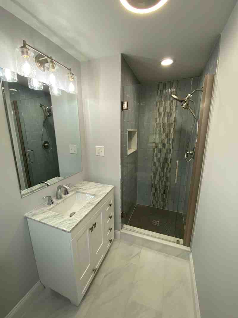 How to Fit a Luxury Shower into a Small Modern Bathroom